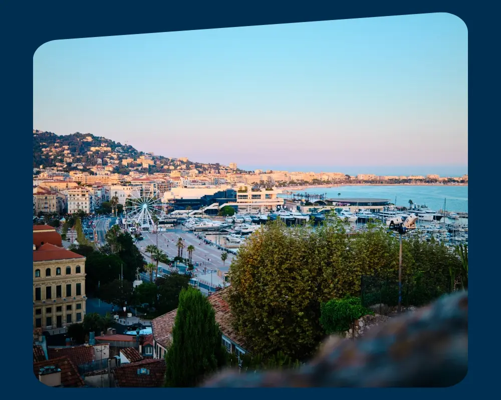 Expert-comptable holding à Cannes, vue sur le port de Cannes
